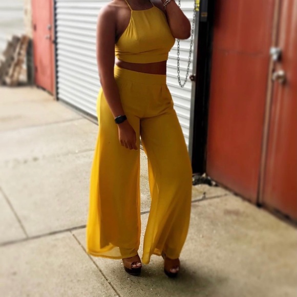 Fashion Nova Other - Fashion Nova-Two Piece Set